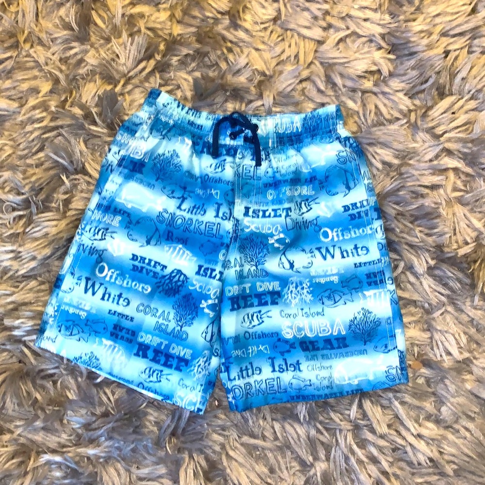 Swimming shorts